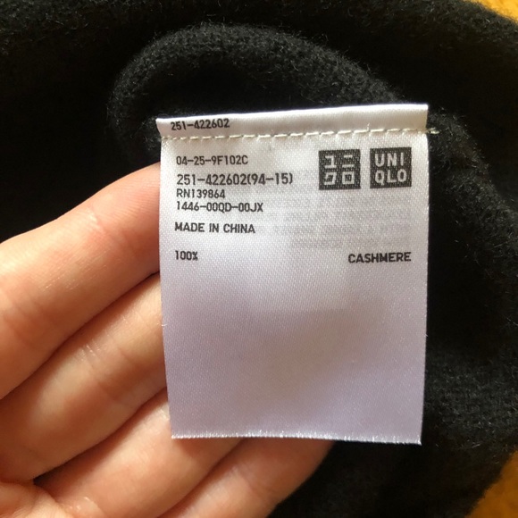 Ines de la Fressange x Uniqlo Cashmere Mock Neck - Picture 5 of 5
